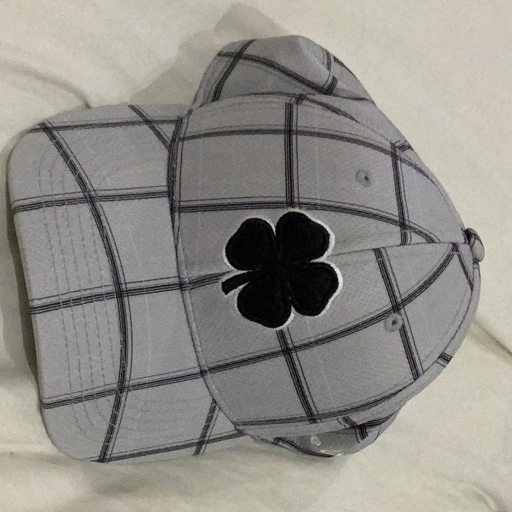 Black clover hat. Great condition!